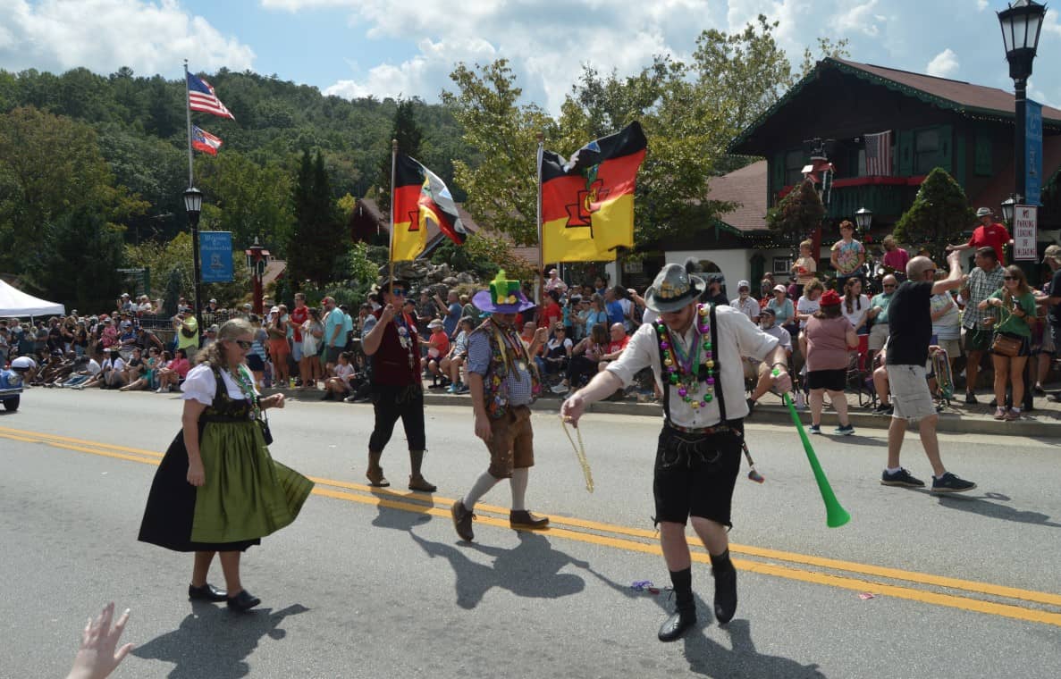 Helen Oktoberfest Helen Oktoberfest